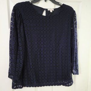 Riley‎ & Rae navy top crochet flower overlay XL
